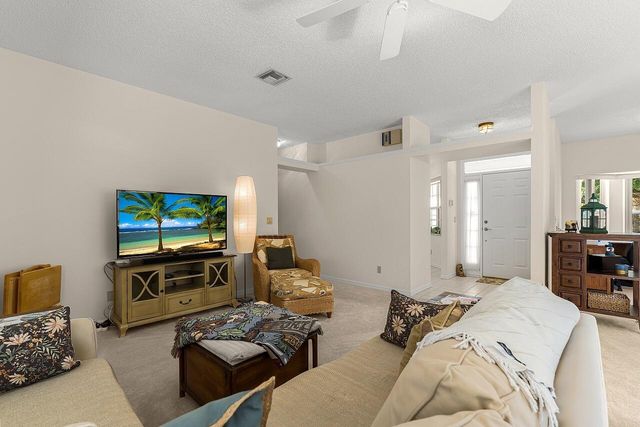 431 Tamarind Place, Vero Beach, FL 32962