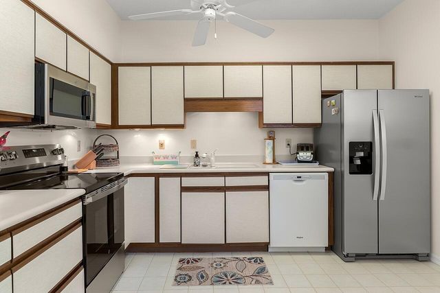 431 Tamarind Place, Vero Beach, FL 32962