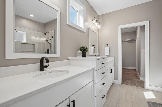 4614 Landmark Drive NE, Saint Michael, MN 55376