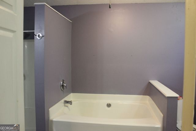 202 Foxdale Court, Lagrange, GA 30240