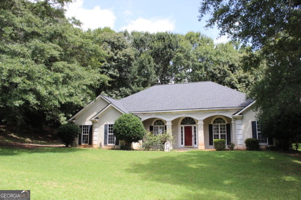 202 Foxdale Court, Lagrange, GA 30240
