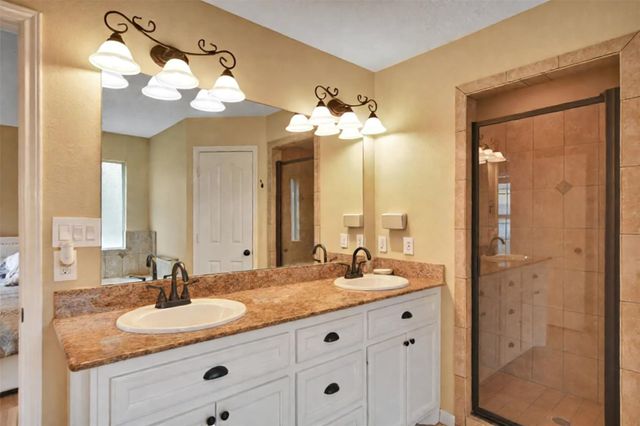 11807 Briarwood Lane, Montgomery, TX 77356