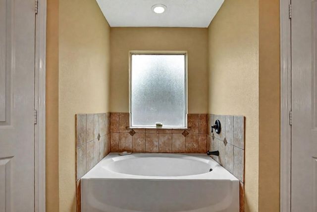 11807 Briarwood Lane, Montgomery, TX 77356