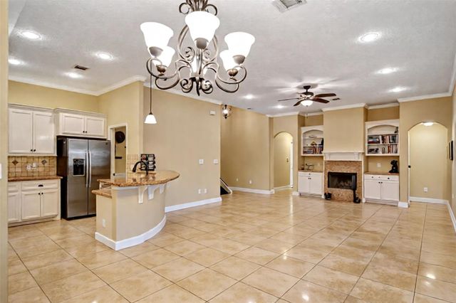 11807 Briarwood Lane, Montgomery, TX 77356