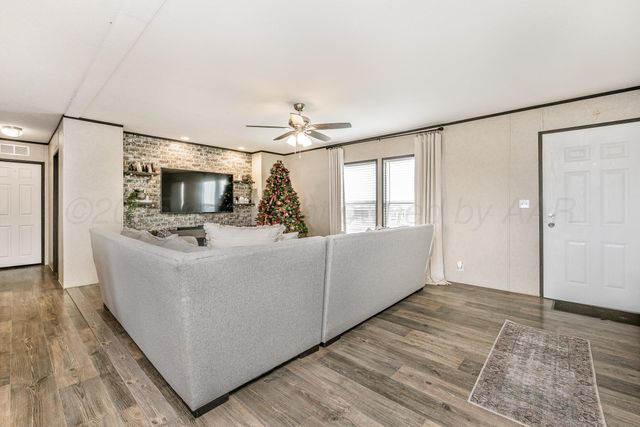 3633 Estates Dr, Amarillo, TX 79124