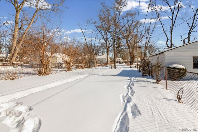 19614 Saint Aubin Street, Detroit, MI 48234