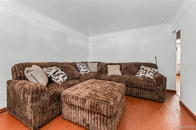 19614 Saint Aubin Street, Detroit, MI 48234