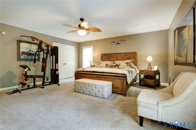 9689 Shannon Hill Rd, Louisa, VA 23093