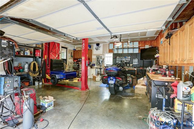 9689 Shannon Hill Rd, Louisa, VA 23093