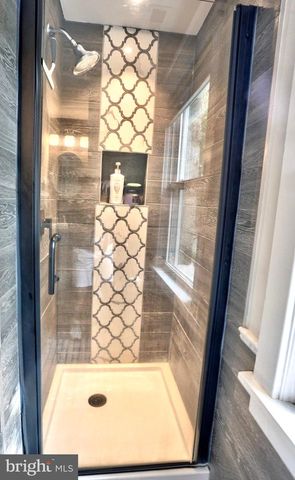 101 E WAYNE TER, Collingswood, NJ 08108