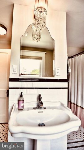 101 E WAYNE TER, Collingswood, NJ 08108