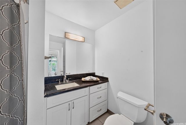 94-1073 Kepakepa Street E5, Waipahu, HI 96797