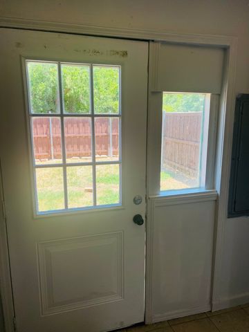 6320 Midway Road C, Springtown, TX 76082