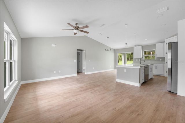 9299 N TAHITI WAY, Citrus Springs, FL 34433