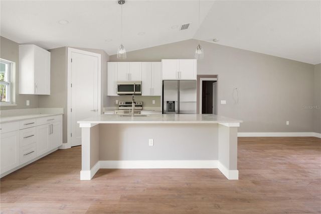 9299 N TAHITI WAY, Citrus Springs, FL 34433