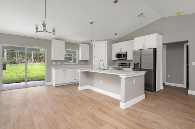 9299 N TAHITI WAY, Citrus Springs, FL 34433