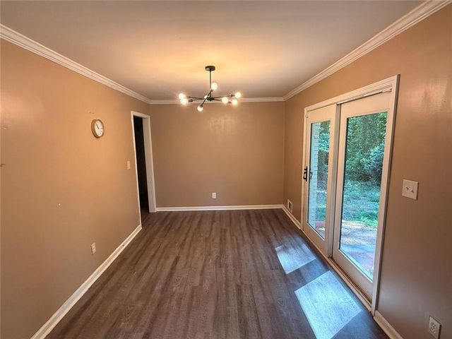 5626 Noblett Road SW, Stone Mountain, GA 30087