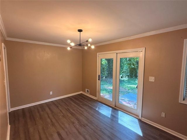 5626 Noblett Road SW, Stone Mountain, GA 30087