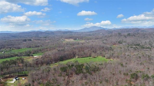 1492 Ivy Mountain Road, Clarkesville, GA 30523