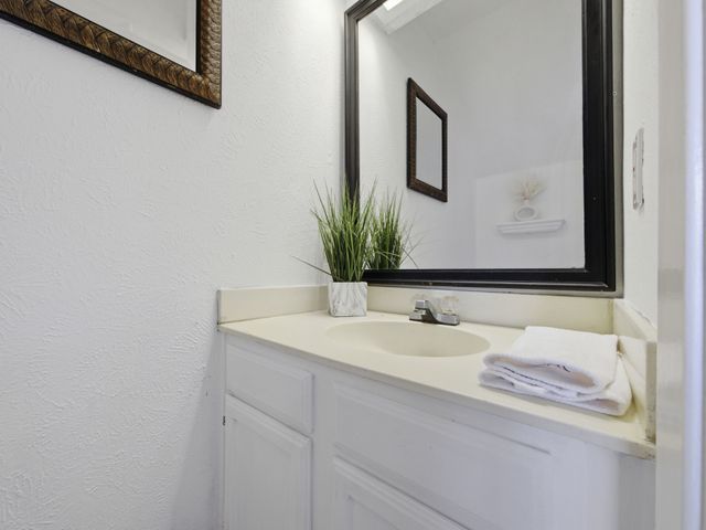 234 Samuel Boulevard 4, Coppell, TX 75019