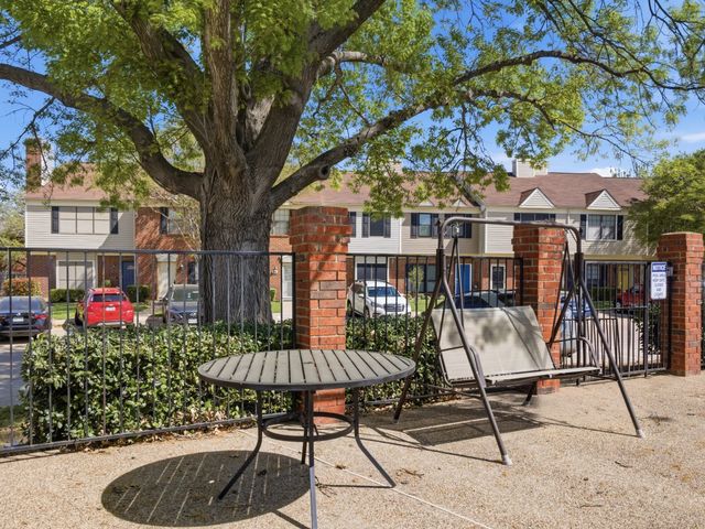 234 Samuel Boulevard 4, Coppell, TX 75019