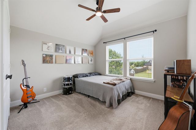 1215 The Trails Drive, Blue Ridge, TX 75424