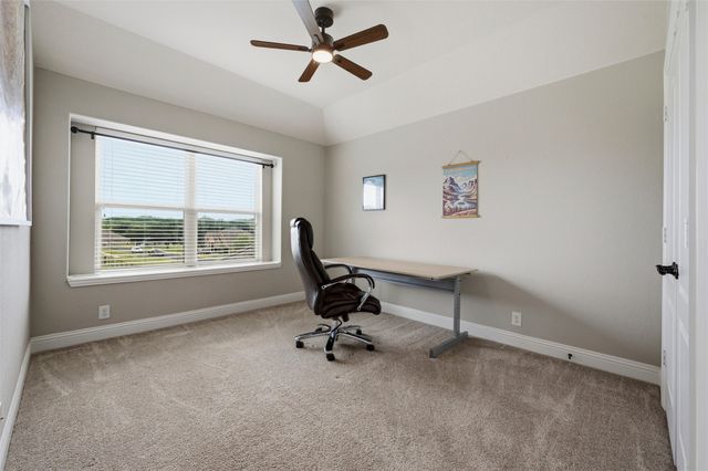 1215 The Trails Drive, Blue Ridge, TX 75424