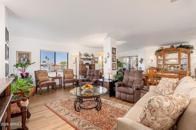 10330 W THUNDERBIRD Boulevard C114, Sun City, AZ 85351