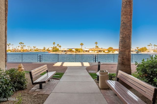 10330 W THUNDERBIRD Boulevard C114, Sun City, AZ 85351