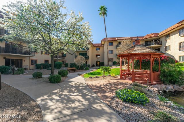 10330 W THUNDERBIRD Boulevard C114, Sun City, AZ 85351