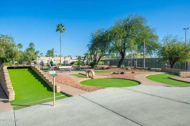 10330 W THUNDERBIRD Boulevard C114, Sun City, AZ 85351