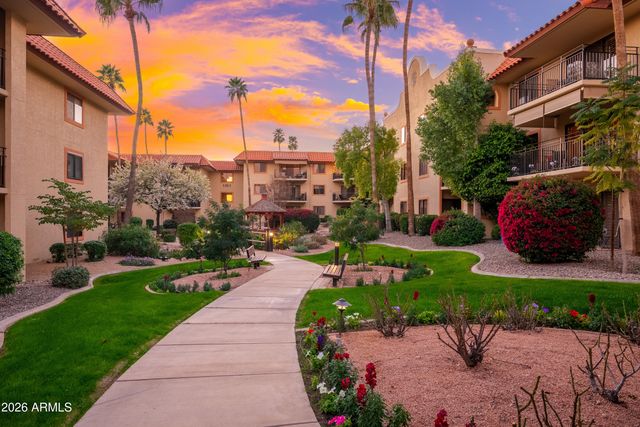 10330 W THUNDERBIRD Boulevard C114, Sun City, AZ 85351