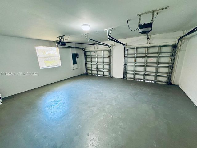 5002 SW 35th Ter, Hollywood, FL 33312