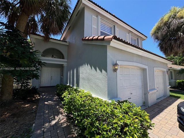 5002 SW 35th Ter, Hollywood, FL 33312