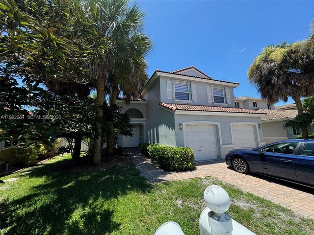 5002 SW 35th Ter, Hollywood, FL 33312