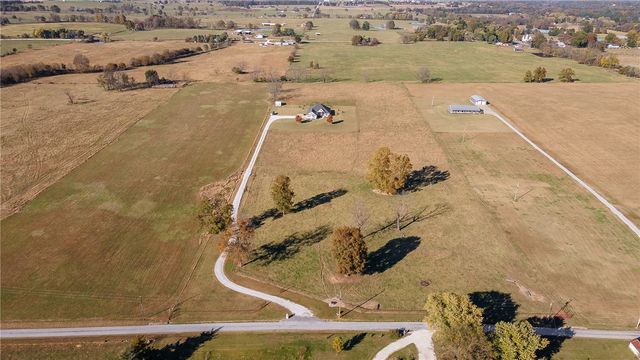 15350 Blackburn Road, Prairie Grove, AR 72753