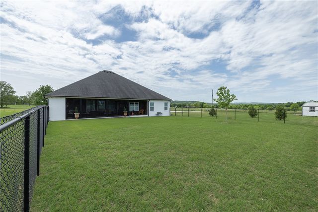 15350 Blackburn Road, Prairie Grove, AR 72753