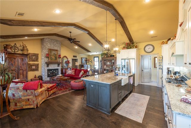 15350 Blackburn Road, Prairie Grove, AR 72753