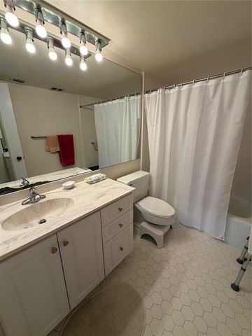 1500 Presidential Way 406, West Palm Beach, FL 33401