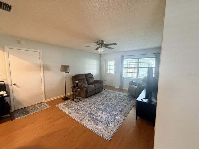 8801 SW 92ND STREET B, Ocala, FL 34481