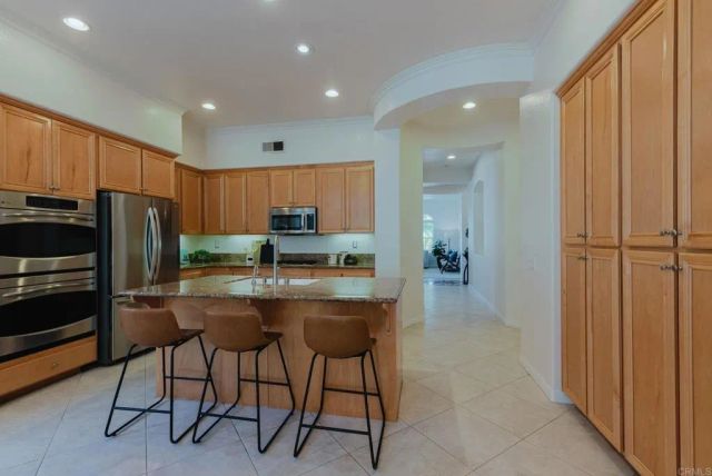 6374 Paseo Aspada Street, Carlsbad, CA 92009