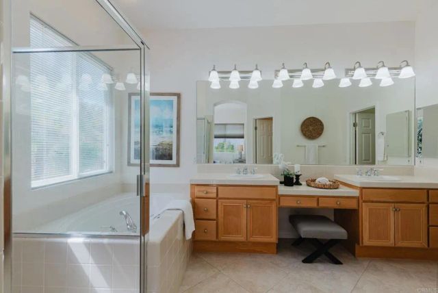 6374 Paseo Aspada Street, Carlsbad, CA 92009