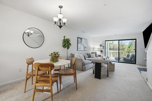 2586 Oak Road 229, Walnut Creek, CA 94597