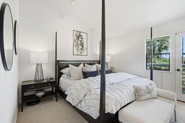 2586 Oak Road 229, Walnut Creek, CA 94597