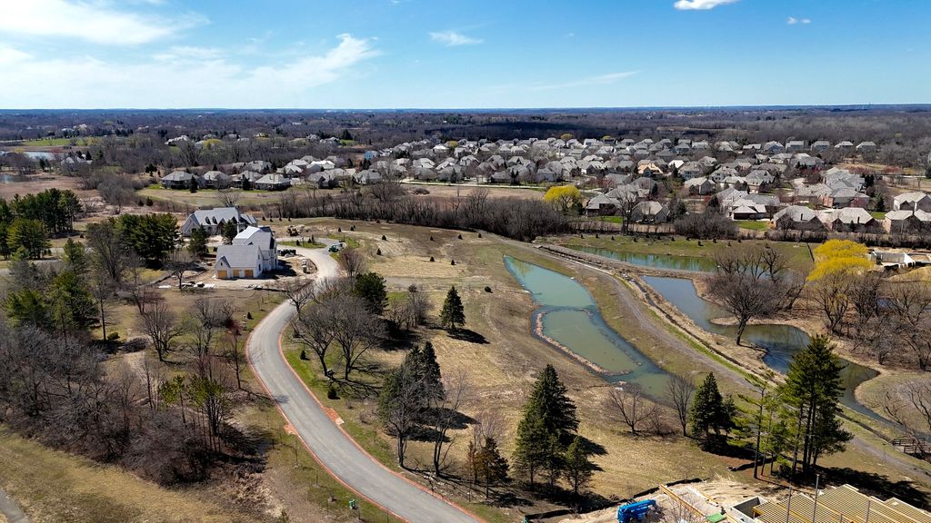 61 E Palatine Road, South Barrington, IL 60010