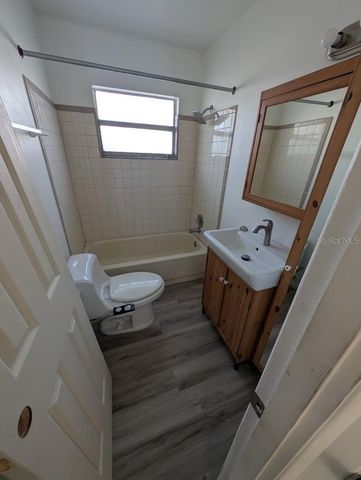 198 W MAGNOLIA STREET, Clermont, FL 34711