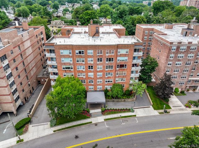 10 Old Mamaroneck Road 7A, White Plains, NY 10605