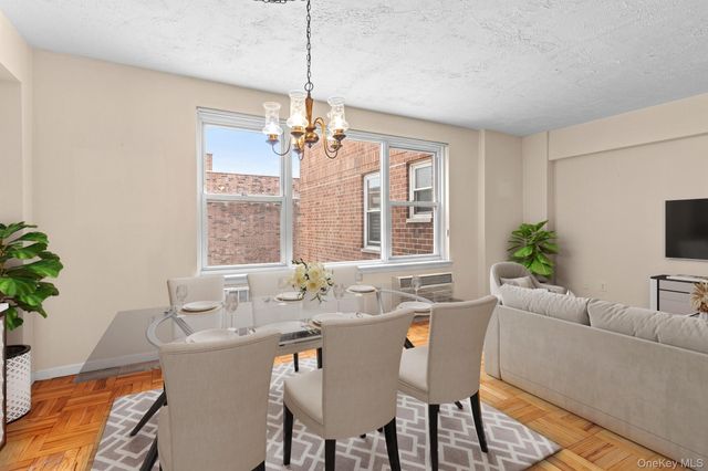 10 Old Mamaroneck Road 7A, White Plains, NY 10605