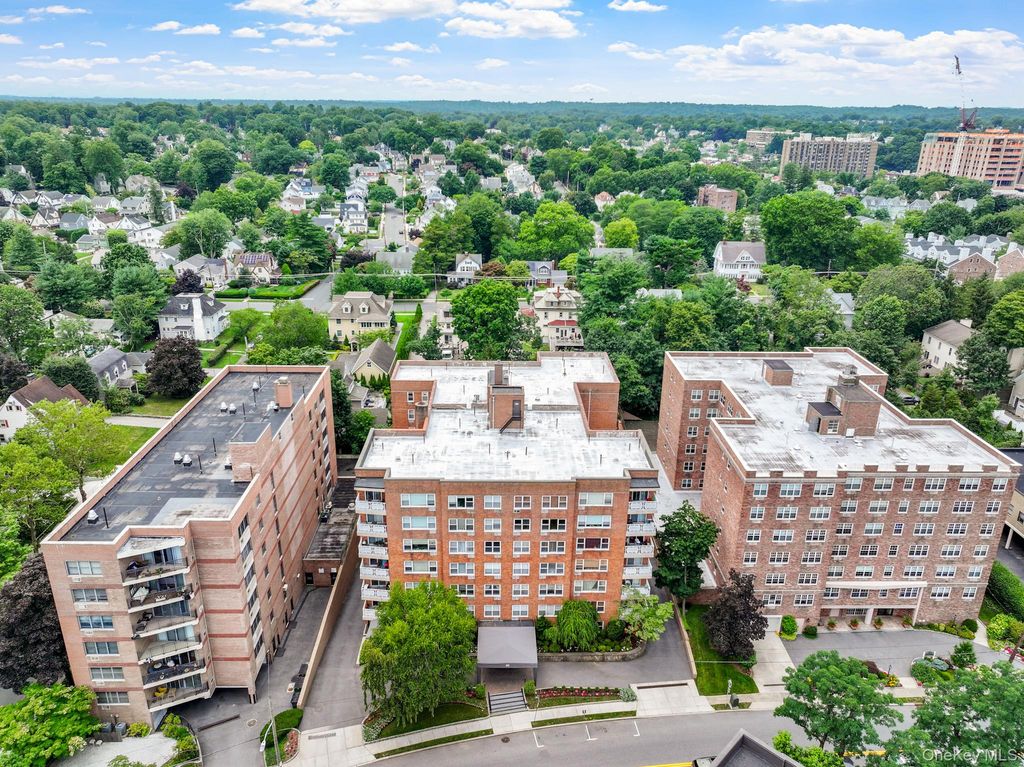 10 Old Mamaroneck Road 7A, White Plains, NY 10605