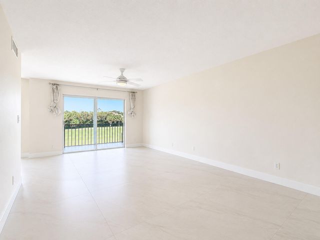 9411 N Hollybrook Lake Drive 310, Pembroke Pines, FL 33025